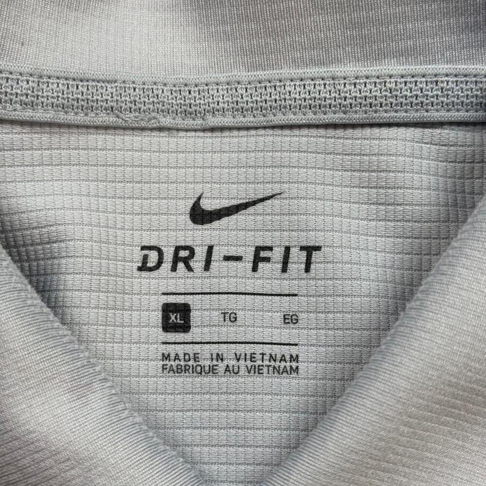 Nike dri fit light grey Michigan state Spartans logo size XL. NCAA - Picture 4 of 6